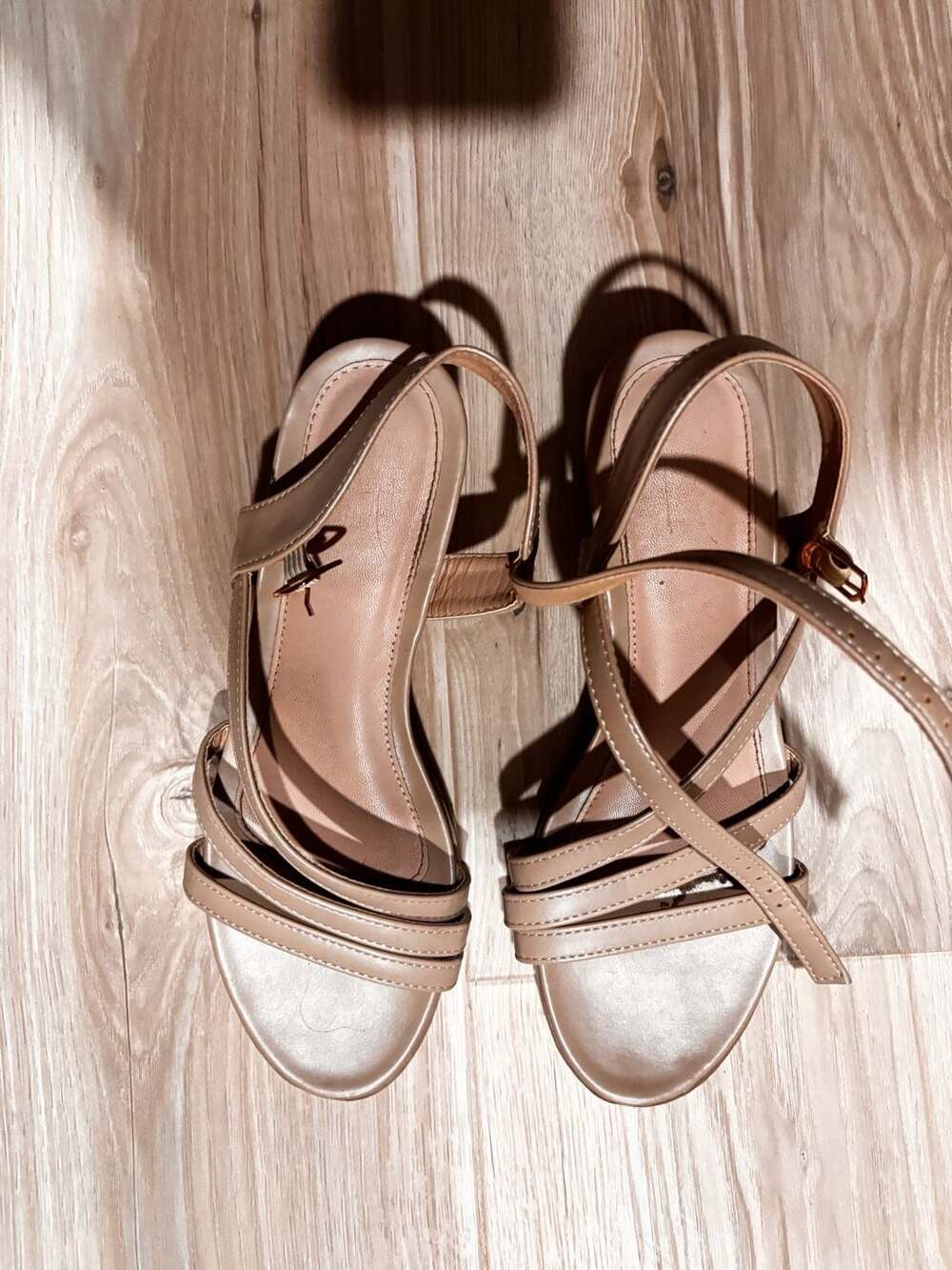 Naturalizer Brenta Strappy Dress Sandals Tan Leather
